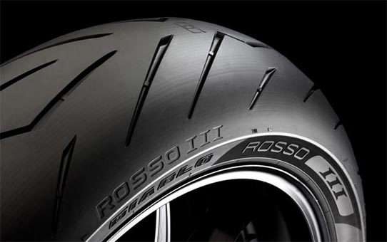 Pneumatiky Pirelli Diablo Rosso III